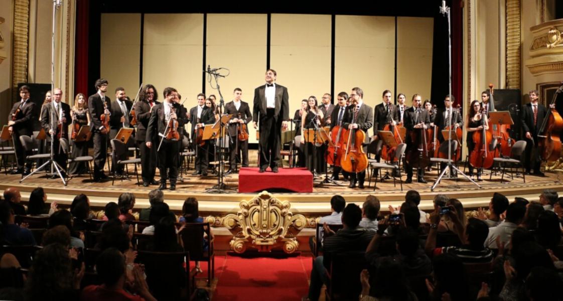 USP-Filarmônica realiza concerto de Natal no Theatro Pedro II