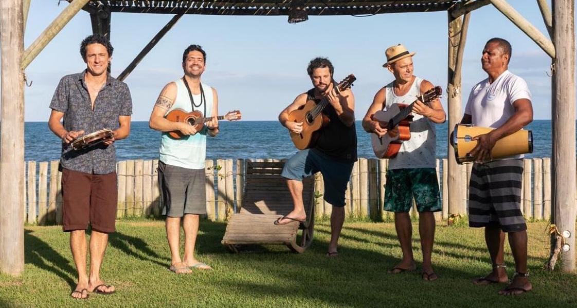 Direto do sul da Bahia, banda Caraivana se apresenta no Kauai Sports