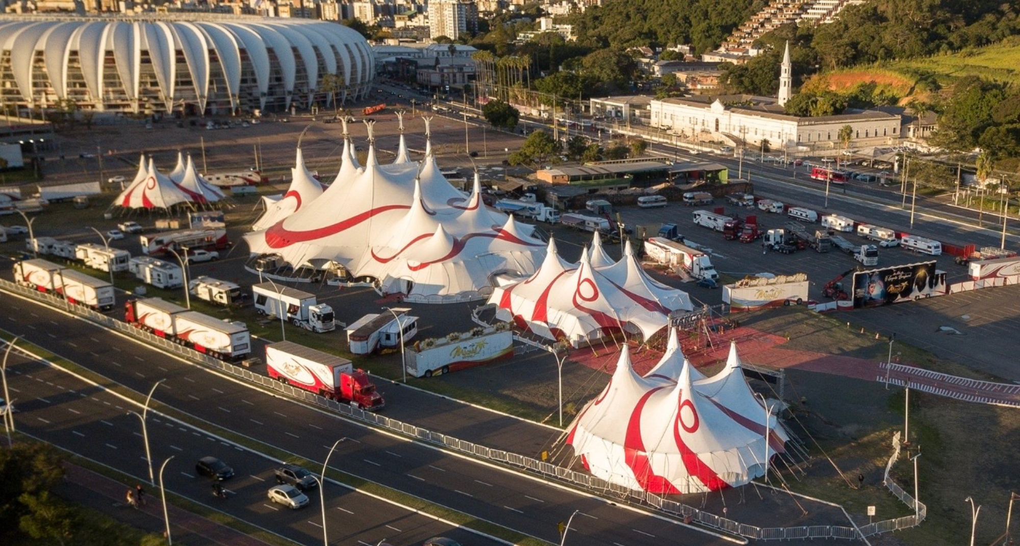 Comboio do Mirage Circus chega a Ribeirão Preto