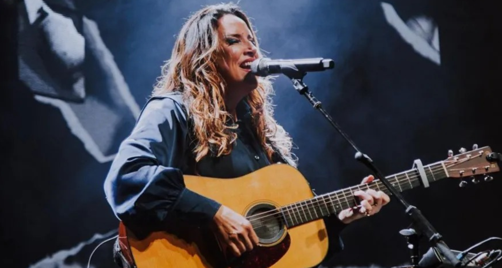 Ana Carolina Encanta o Público em último show da temporada em 2024 Imperdível no Multiplan Hall